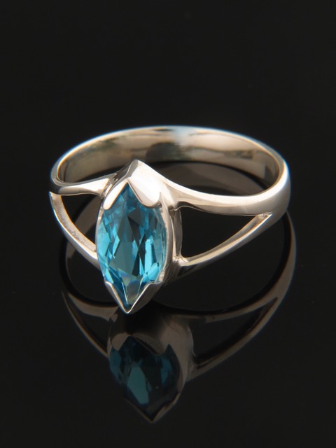Blue Topaz Ring - Sterling Silver - BT100R