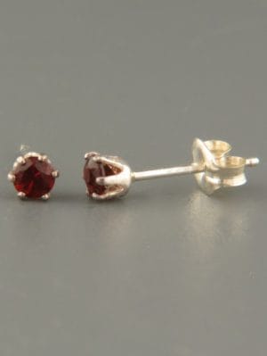 Garnet Earrings - Sterling Silver stud - 3mm stones - G503
