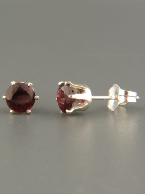 Garnet Earrings - Sterling Silver stud - 5mm stones - G505