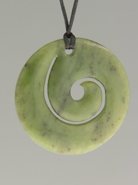 Jade Closed Spiral (medium) - JF2