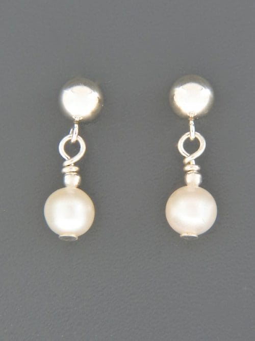 6mm White Pacific Pearl stud Earrings - Sterling Silver - YW6ZZS