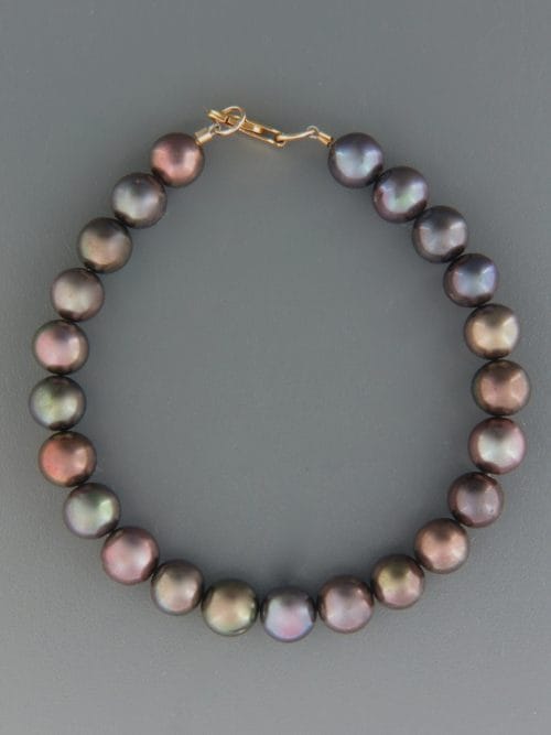 8mm dark Pearl Bracelet with Gold clasp - YD8B