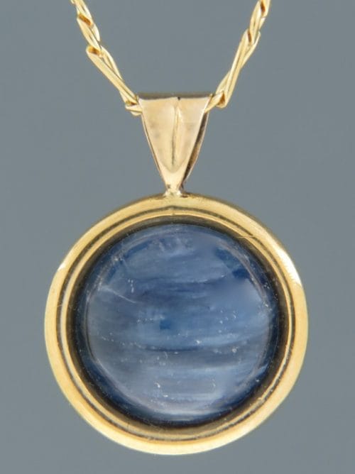 Kyanite Pendant - 9ct Gold - K324