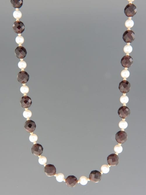Garnet & Pearl Necklace - 46cm - G043