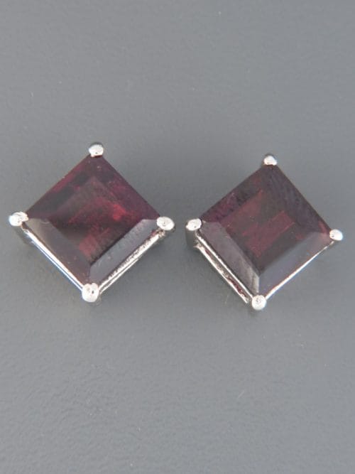 Garnet Earrings - Sterling Silver stud - 8mm stones - G514