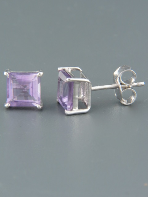 Amethyst Earrings - Sterling Silver stud - 6mm stones - A674