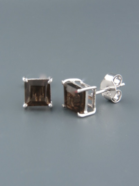 Smokey Quartz Earrings - Sterling Silver stud - 6mm stones - SQ509