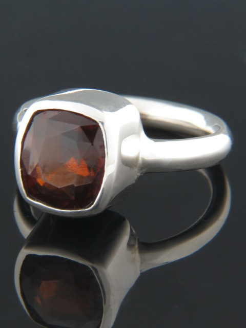 Garnet Ring - Sterling Silver - G101R