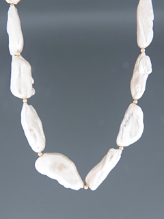 Baroque Pearl Necklace with Gold beads - Y027