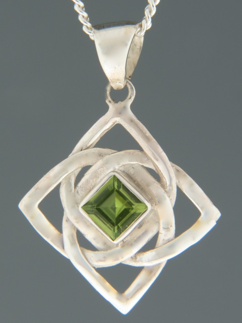 Peridot Pendant - Sterling Silver - P310