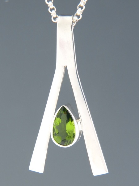 Peridot Pendant - Sterling Silver - P321