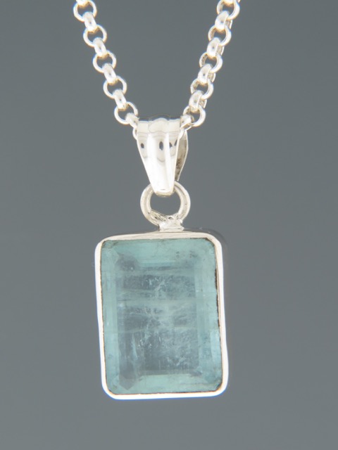Aquamarine Pendant - Sterling Silver - AQ320