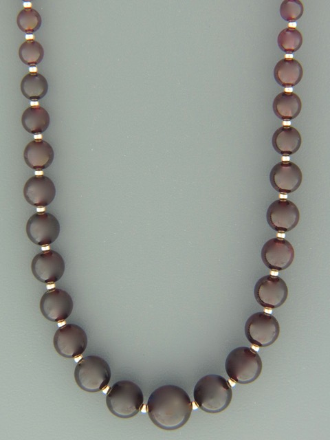 Garnet Necklace - graduated stones with Gold beads - G002