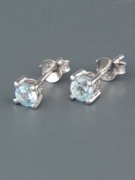 Blue Topaz Earrings - Sterling Silver stud - 4mm stones - BT504B
