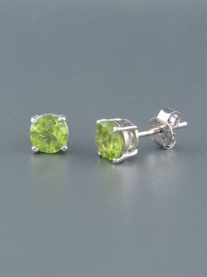 Peridot Earrings - Sterling Silver stud - 6mm stones - P559