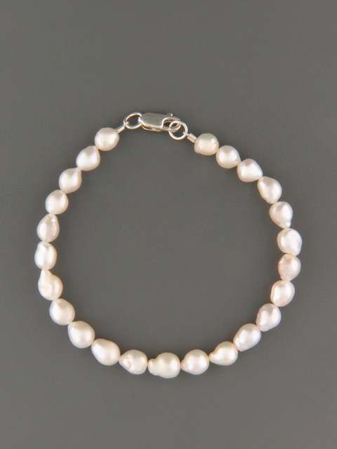 white baroque pacific pearl bracelet - ywbqb