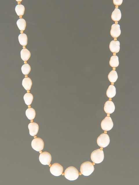 white baroque pacific pearl necklace with round Gold beads - ywbq2n