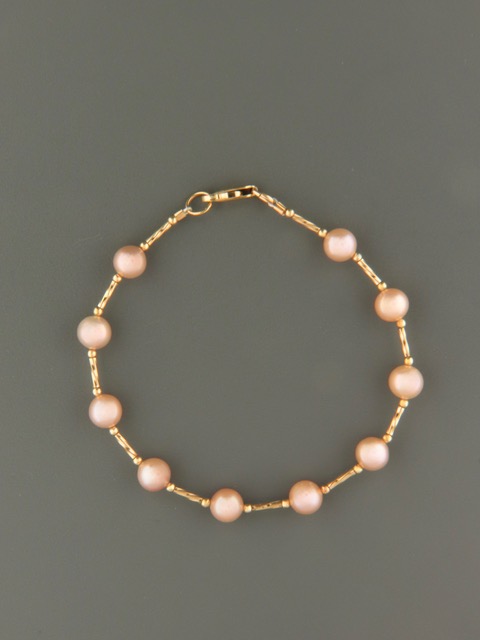 6mm pink pacific pearl bracelet with gold twist beads - yp6hb