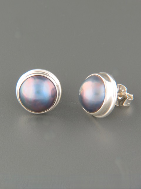 Mussel Mabe Pearl Earrings - Sterling Silver stud - Y502