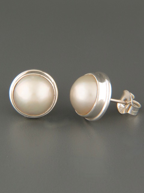Mabe Pearl Earrings - Sterling Silver stud - Y503